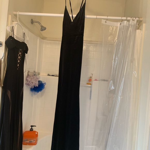 Black prom dress - Picture 2 of 3